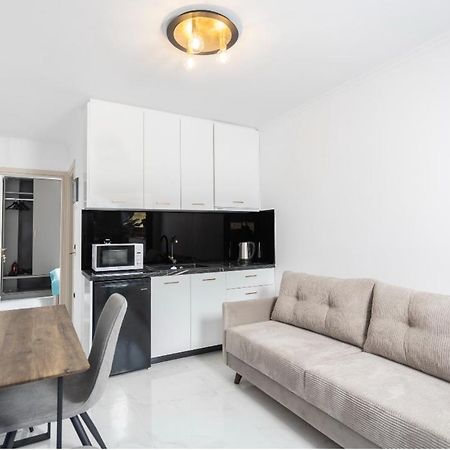 Victory Vip Apartments Kallithea  Eksteriør billede