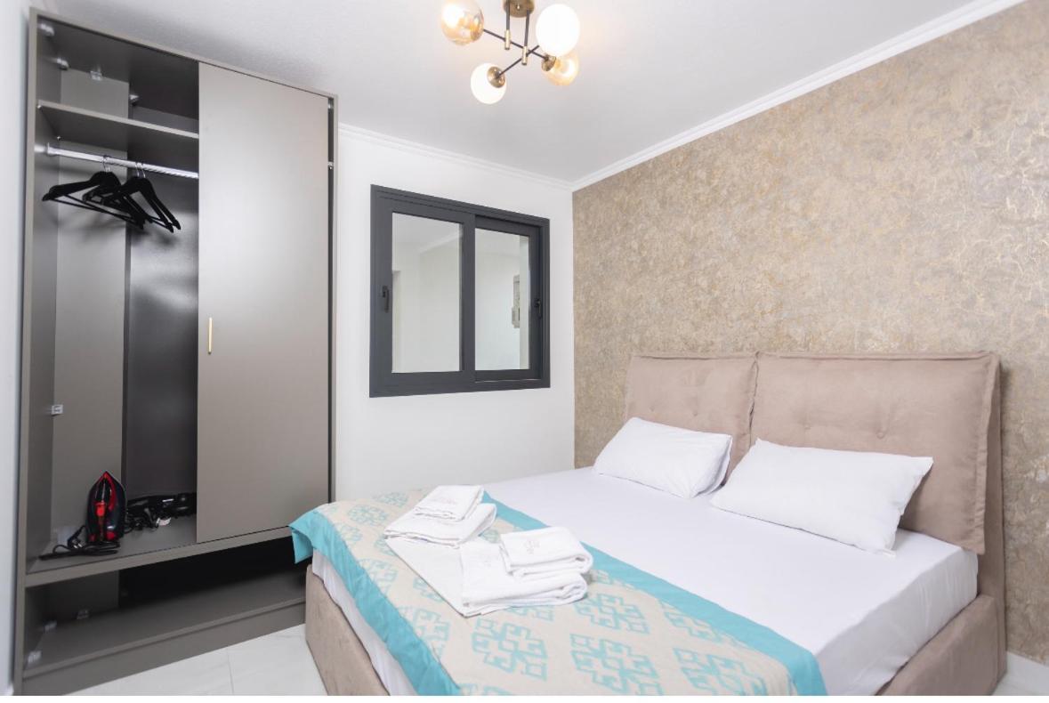 Victory Vip Apartments Kallithea  Eksteriør billede